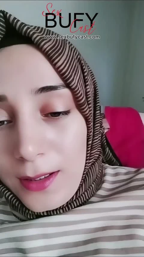 Türbanlı Türk Kızı Şantiye Ofisinde Meme Açıp Amını